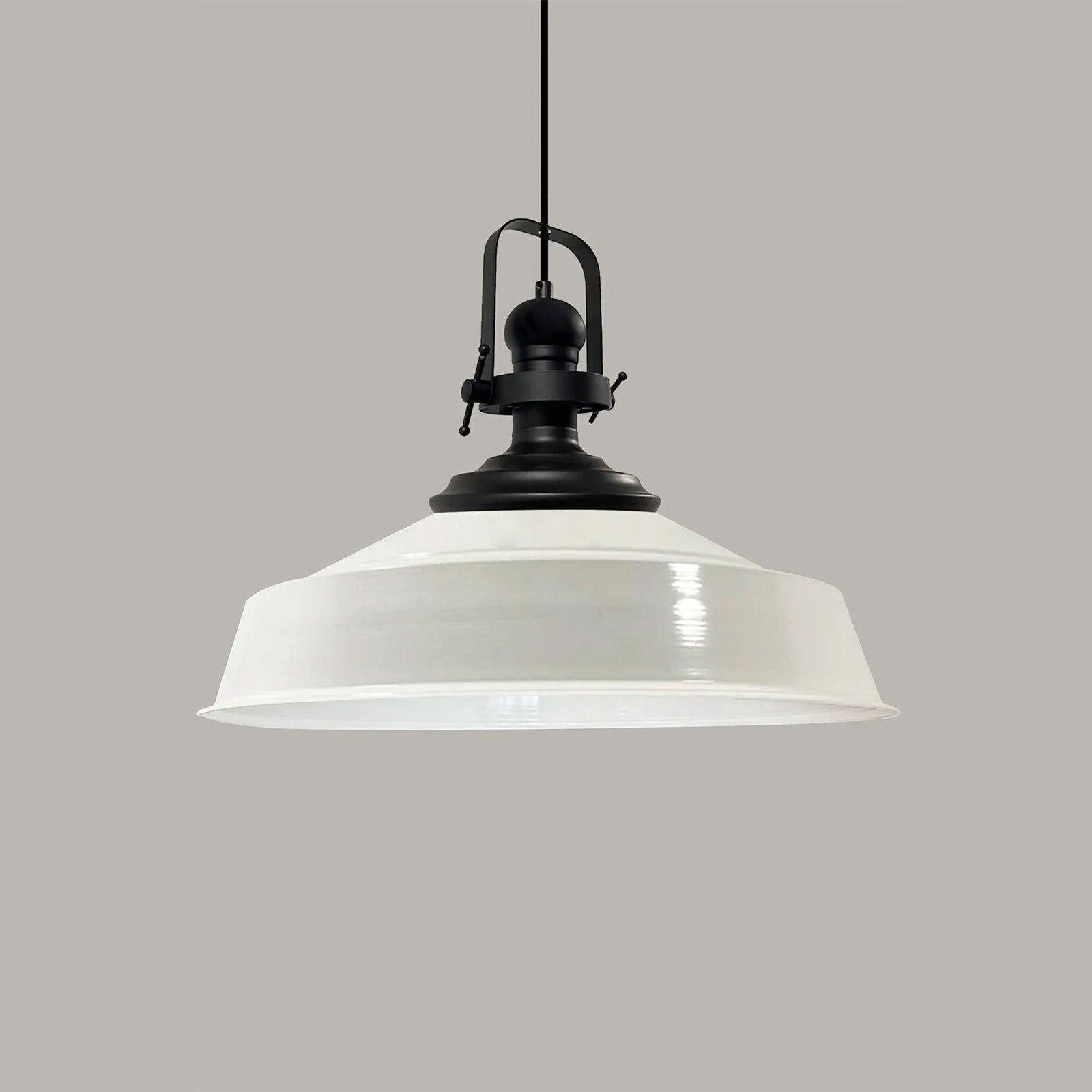 Einzelner Kronleuchter Schwarzes Kopfteil